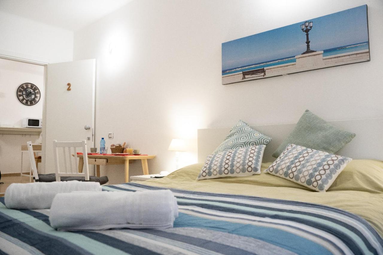 B&B Alighieri 97 Bari Eksteriør billede