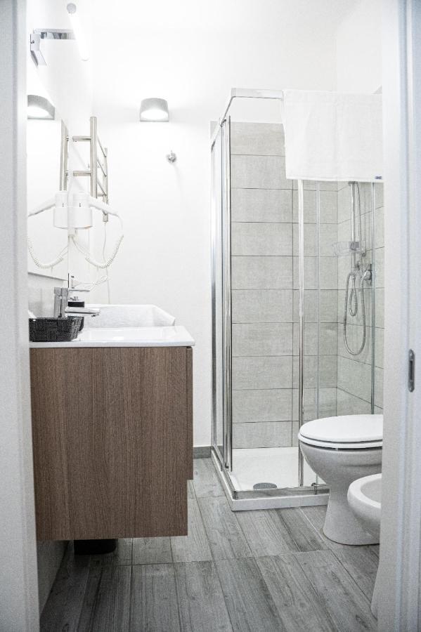 B&B Alighieri 97 Bari Eksteriør billede
