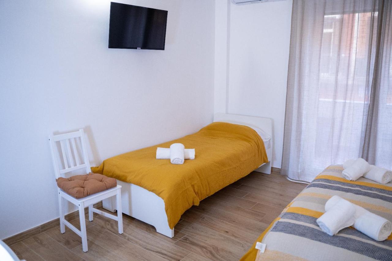 B&B Alighieri 97 Bari Eksteriør billede